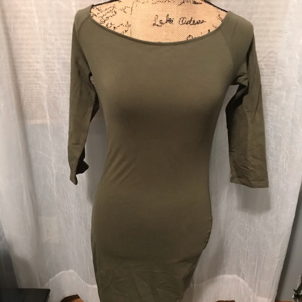 Off the shoulder mid length sleeve midi dress